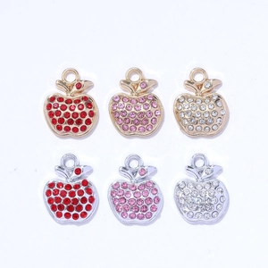 Pendentifs pomme DIY en alliage avec strass rouges, roses et blancs en or et argent