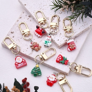 Christmas Series Zinc Alloy Enamel Keychain Pendant Santa Claus Snowman Reindeer Christmas Tree Bag Hanging Ornament Gift