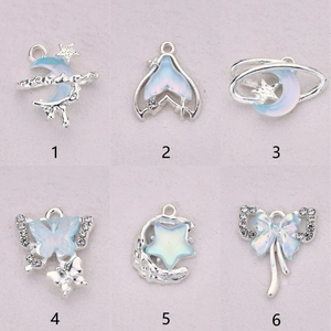 Pendenti eleganti a forma di luna, stella e farfalla con diamanti blu sintetici