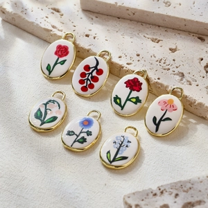 Colgantes ovalados florales con bordes dorados, accesorios de joyería DIY collares