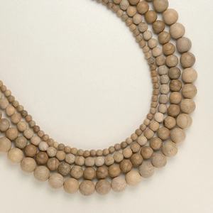 Polished camphor wood beads in four sizes for DIY jewelry and Buddhist necklaces