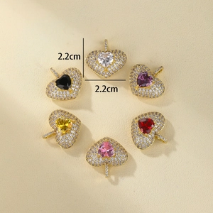 Funkelnde Herzanhänger mit Mikro-Pavee und bunten Zirkonia-Steinen in 22mm Größe
