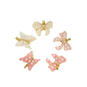 Set de cinco colgantes de mariposa brillantes con perlas para crear joyas artesanales