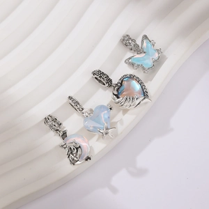 Meersalzblaue Legierung Irisierende Strass Anhänger Schmetterling Herz Mond Großlochperlen Für DIY Armband Halskette Damen Schmuck