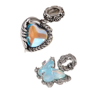 Meersalzblaue Herz- und Schmetterlingsanhänger mit Kristallen für DIY-Schmuck
