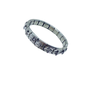 Bracelet à breloques italien en acier inoxydable argenté avec des icônes d'abeilles