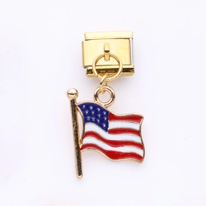Gold-plated Italian modular link charm featuring an enamel American flag design