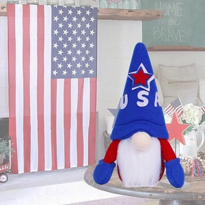 Gnomo patriottico di peluche per il 4 luglio con cappello USA e stelle decorative