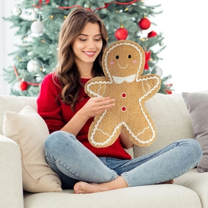 Christmas Gingerbread Man Plush Pillow Decorative Soft Polyester Gingerbread Man Throw Cushion Holiday Home Decor Gift