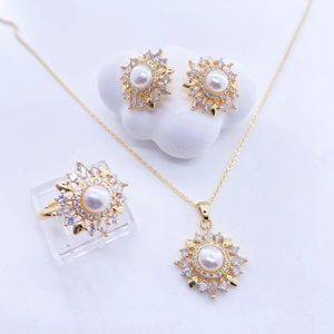 Sunflower pearl jewelry set with gold-plated ring, earrings and necklace pendant