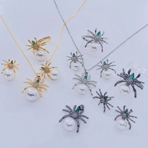 Joyería de Araña de Cobre Chapado en Oro con Zirconia y Gema Verde Pendientes Colgante Anillo Estilo Gótico Halloween DIY