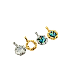 Set of four irregular oval shell pendants with 18K gold and silver plating texture