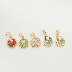 Lot de cinq pendentifs en émail plaqué or 18 carats avec perles pour bijoux DIY