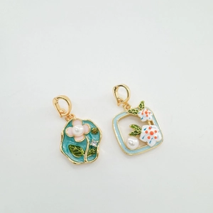 Vintage Enamel Floral Pendant Freshwater Pearl Zirconia Gold Plated Copper Flower Charm For DIY Jewelry Making Necklaces