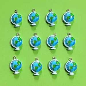 Set de 12 colgantes de globo terráqueo en resina para creación de joyería DIY creativa