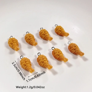 Set di 8 mini ciondoli realistici a coscia di pollo fritto per gioielli fai-da-te e portachiavi