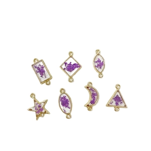 Golden alloy pendants with purple dried flowers in resin for DIY jewelry making