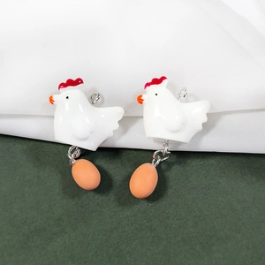 Creative cartoon hen and egg pendant earrings made of white resin for DIY jewelry making