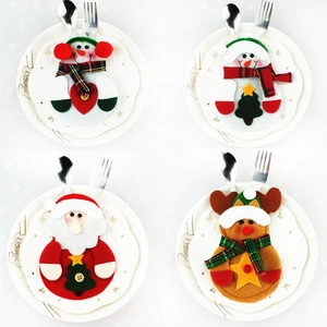 Set de 4 fundas para cubiertos de Navidad con diseños de muñeco de nieve, Papá Noel y reno