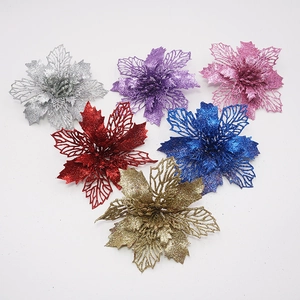 Glinsterende kunstmatige kerstbloemen in diverse kleuren met holle bloemblaadjes
