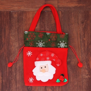 Christmas gift bag with 3D Santa Claus figure, red felt drawstring bag with snow pattern