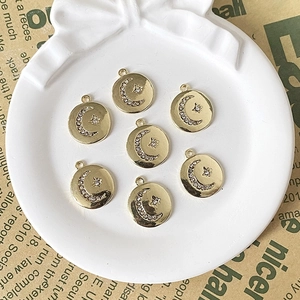 Set mit 7 goldenen Mond- und Sternanhängern aus Legierung für DIY-Schmuckherstellung