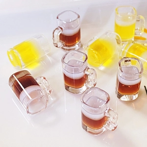 3D Simulation Mini Harz Bierkrug Anhänger Kreative Lustige Simulierte Getränk DIY Schmuckherstellung Charms Für Ohrringe