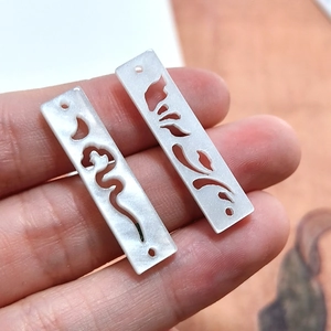 Pendentif élégant en acrylique ajouré avec éclat nacré pour bijoux DIY