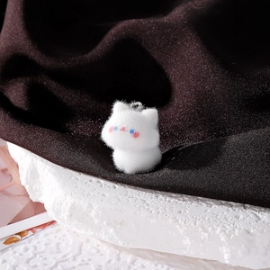 Cute white flocked kitten charm with silver metal loop for DIY keychain and bag decoration
