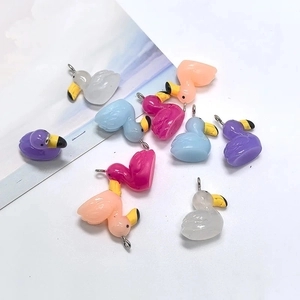 Colorful resin flamingo animal pendants for DIY jewelry making earrings and necklaces