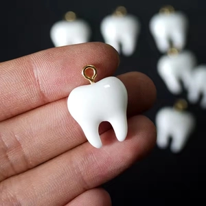 Handheld realistic white resin tooth pendant with gold ring for DIY jewelry making