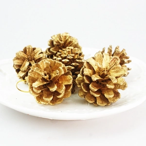 Set of 5 gold painted natural pine cones with hanging strings for Christmas tree decoration