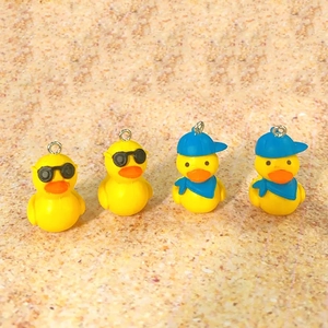 DIY Cartoon Yellow Duck Charms Resin Sunglasses Hat Duck Pendant For Keychain Earring Necklace Jewelry Making Accessories