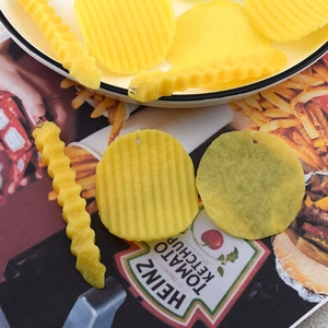 Pendentifs réalistes en PVC de frites et chips pour boucles d'oreilles et porte-clés DIY