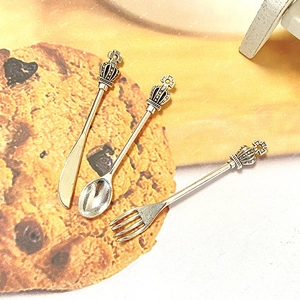 Retro legering mini bestek hanger set met kroonreliëf voor DIY sieraden maken