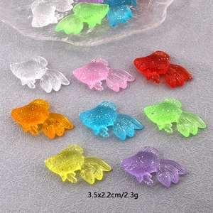 Ciondoli a forma di carpa koi glitterati in resina colorata per gioielli fai-da-te