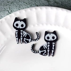 Halloween skeleton cat charms in black and white acrylic for DIY jewelry making