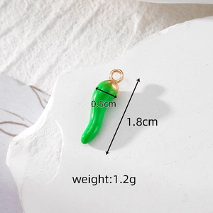Green chili pepper pendant charm with gold loop, 1.8cm length, for DIY jewelry making