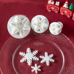 Snowflake Plunger Cutter Set Food Grade Plastic Fondant Cake Mold For Winter Christmas Cookie Decoration Baking Embossing Tools