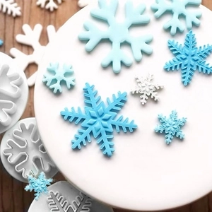 Set of 3 snowflake plunger cutters for DIY cookie decorating and fondant baking