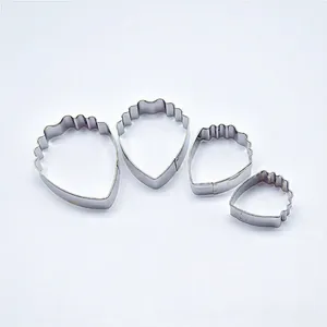 4-piece stainless steel petal-shaped fondant cutters for peony cake decorating