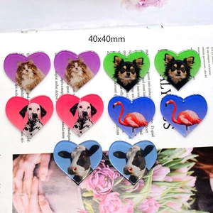 Acryl hartvormige bedeltjes 40mm voor DIY sieraden met kat hond en flamingo prints