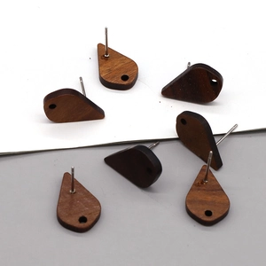 Minimalist geometric teardrop wood stud earrings with natural grain and metal pins