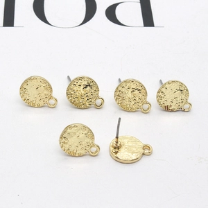 Clous d'oreilles ronds dorés à texture martelée avec boucle pour création de bijoux DIY