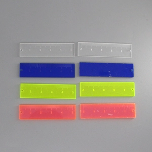 Set of eight 5cm mini acrylic rulers in four vibrant colors for DIY jewelry making