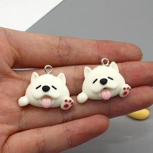 Pendentif mignon chien en résine avec anneau argenté pour bijoux DIY et porte-clés