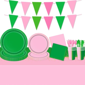 Ensemble de vaisselle de fête rose et vert avec fanions et détails pailletés
