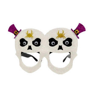 Détail de lunettes d'Halloween en feutre avec crânes à paillettes et chapeaux violets