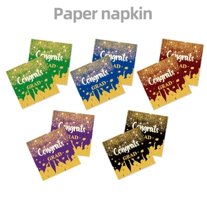 Bunte Papierservietten mit goldenem Congrats GRAD Text für die Abschlussfeier 2026