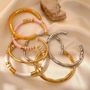 Bracciali retrò a forma di bambù stile C smaltati in oro, argento e colori vari